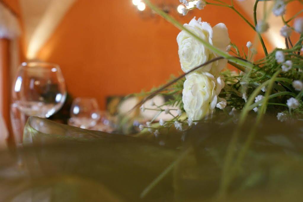 Hotel Restauracja Caspar 옐레니아구라 외부 사진